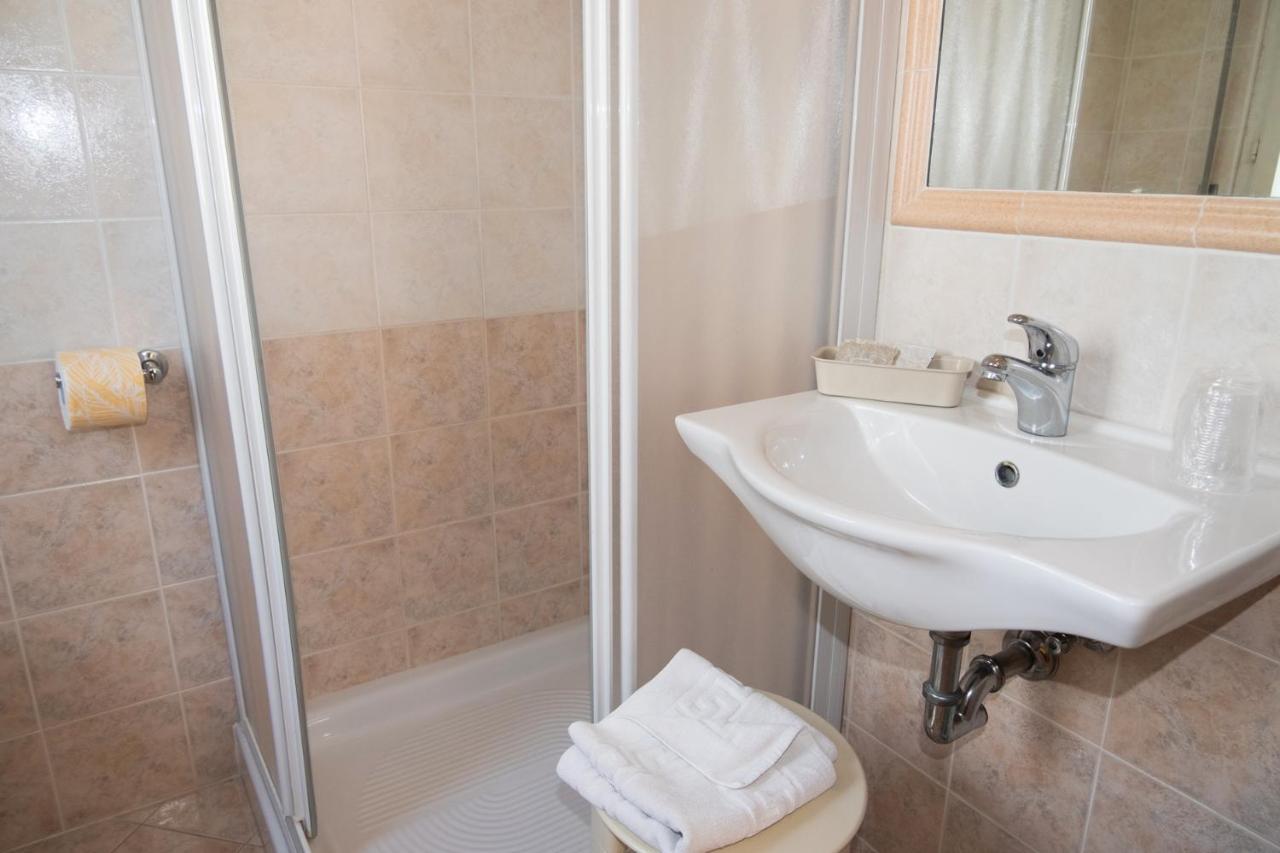 Hotel Cormoran ריצ'יונה מראה חיצוני תמונה