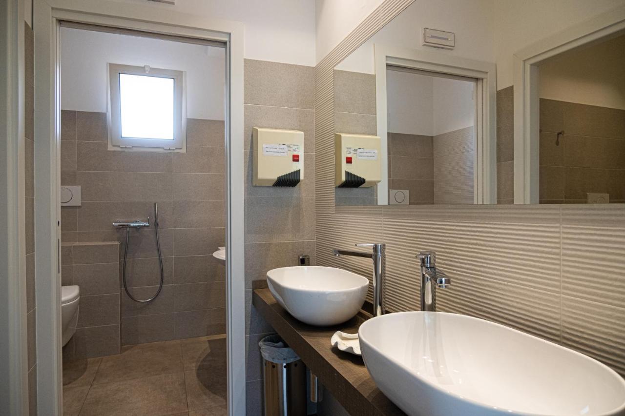 Hotel Cormoran ריצ'יונה מראה חיצוני תמונה