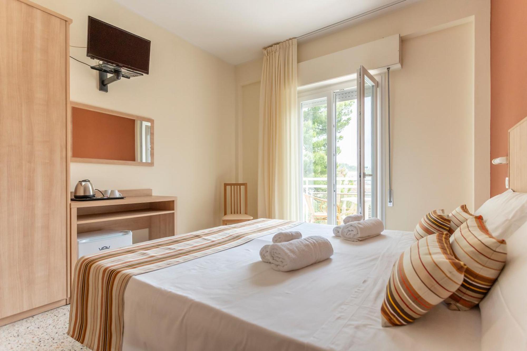 Hotel Cormoran ריצ'יונה מראה חיצוני תמונה
