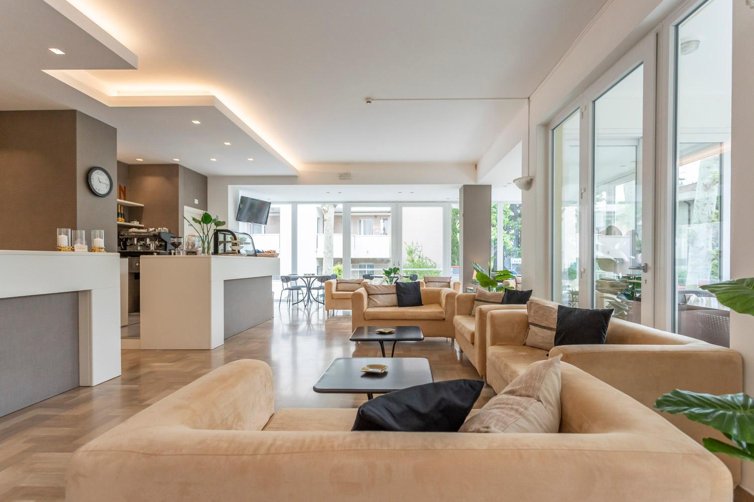 Hotel Cormoran ריצ'יונה מראה חיצוני תמונה