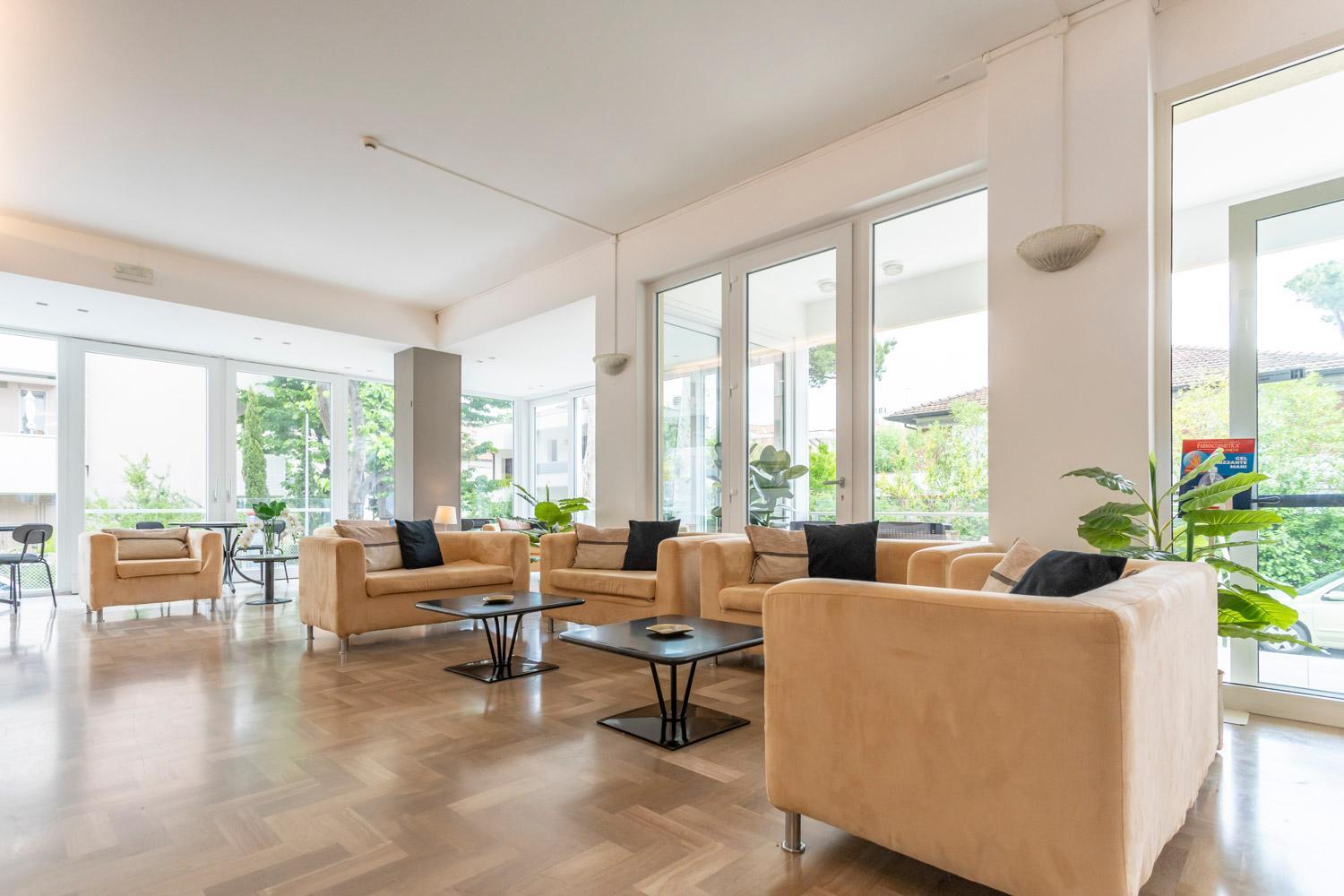 Hotel Cormoran ריצ'יונה מראה חיצוני תמונה